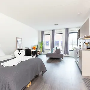 Retreat To Quite Newly Build Apt Center , Delft Nederland